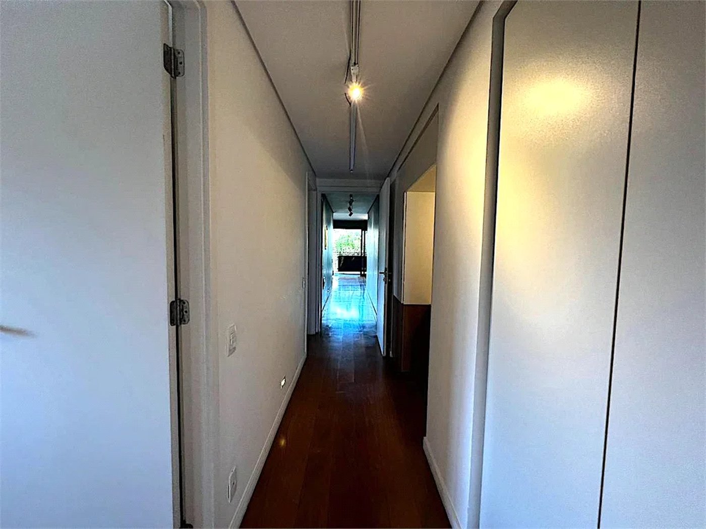 Apartamento à venda com 3 suítes em Jardim das Bandeiras, São Paulo, SP