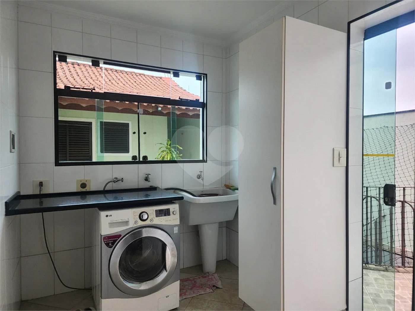 Sobrado à venda com 3 quartos, sendo 1 suíte, em Vila Paulicéia, São Paulo, SP