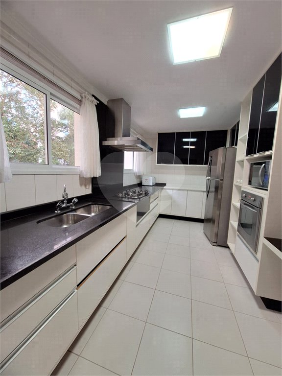 Apartamento à venda com 4 quartos, sendo 3 suítes,  em Vila Gertrudes, São Paulo, SP