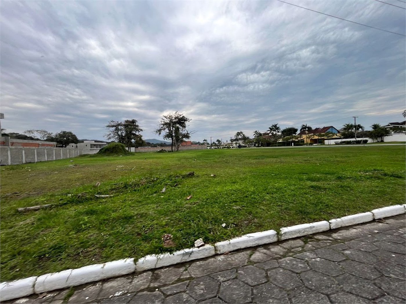 Terreno à venda, 9000 m² por R$ 13.500.000,00 - Jardim Acapulco - Guarujá/SP