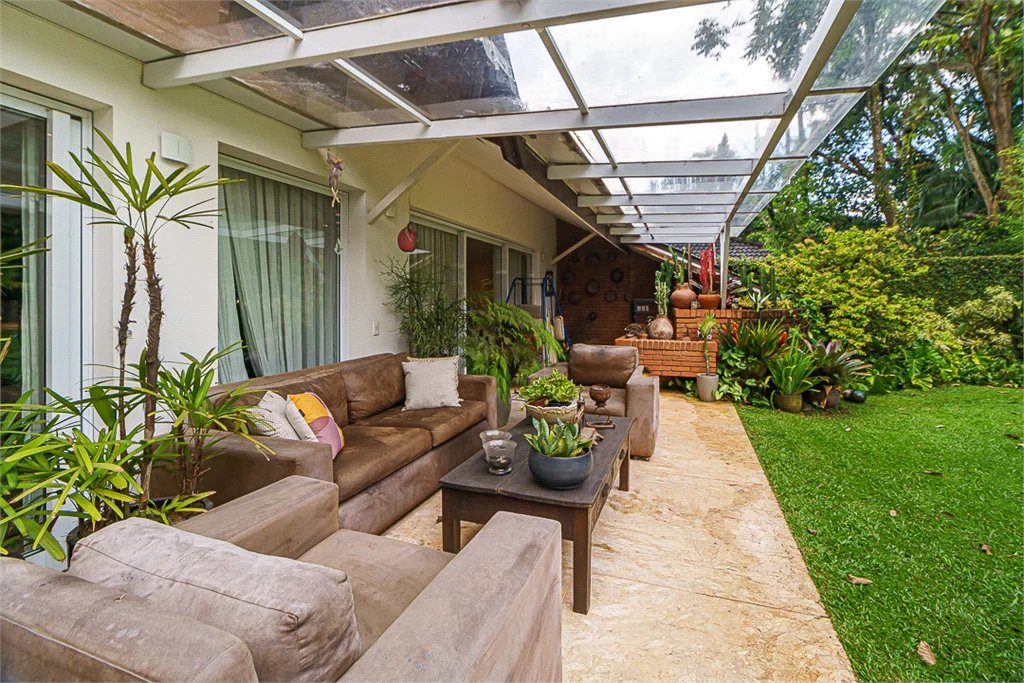 Casa à venda com 5 suítes em Jardim Morumbi, São Paulo, SP