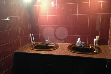 Casa Térrea à venda com 3 quartos, sendo 1 suíte, em Vila Cordeiro, São Paulo, SP