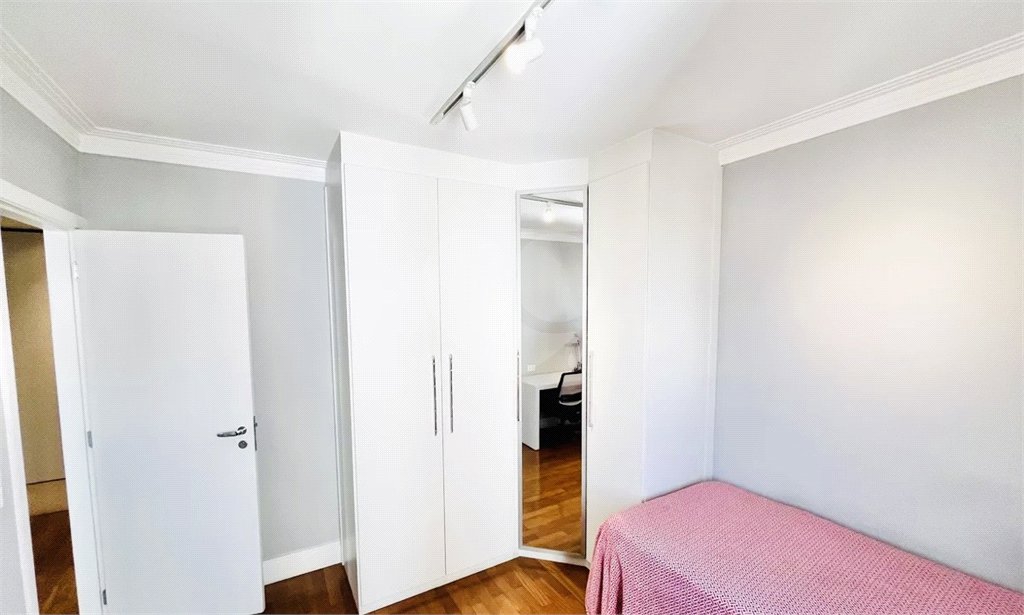 Apartamento à venda com 3 quartos, sendo 1 suíte, em Lauzane Paulista, São Paulo, SP