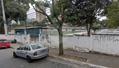 Sobrado à venda com 2 quartos em Santana, São Paulo, SP