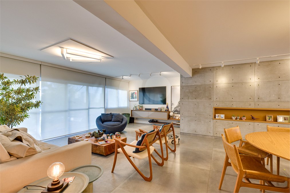 Apartamento à venda com 4 quartos, sendo 3 suítes, em Alto da Boa Vista, São Paulo, SP