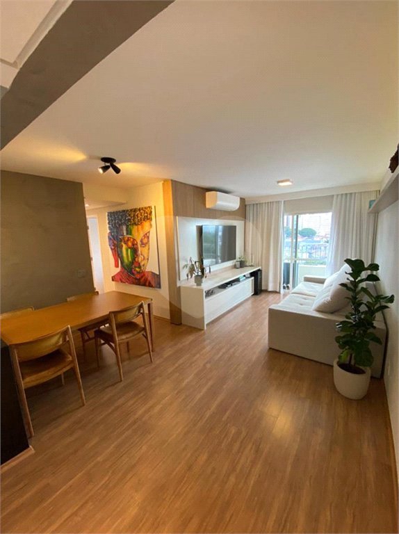 Apartamento à venda com 3 quartos, sendo 1 suíte, em Vila Pompéia, São Paulo, SP