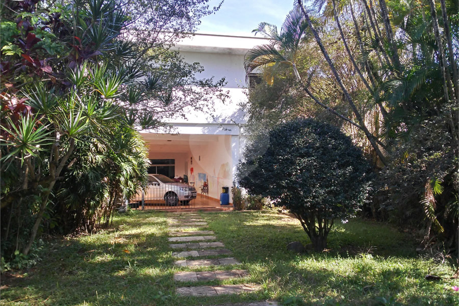 Casa à venda com 5 quartos, sendo 2 suítes, em Tremembé, São Paulo, SP