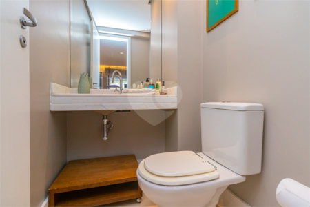 Apartamento à venda com 2 suítes em Jardim Marajoara, São Paulo, SP