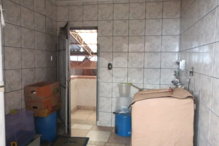 Casa à venda com 4 quartos, sendo 1 suíte,  em Vila Maria Baixa, São Paulo, SP