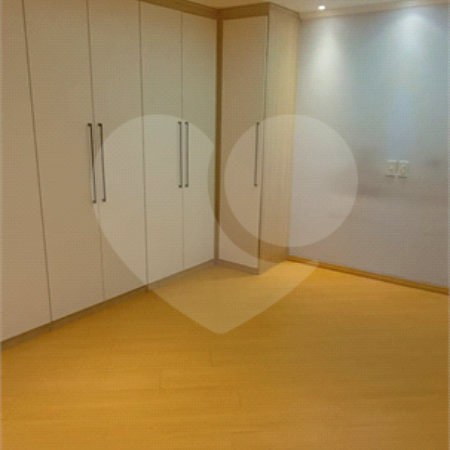 Casa para alugar com 4 quartos, sendo 2 suítes, em Jardim Las Vegas, Santo André, SP