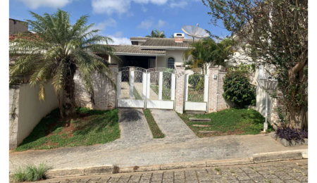 Casa à venda com 2 quartos no Centro, Bom Jesus dos Perdões, SP