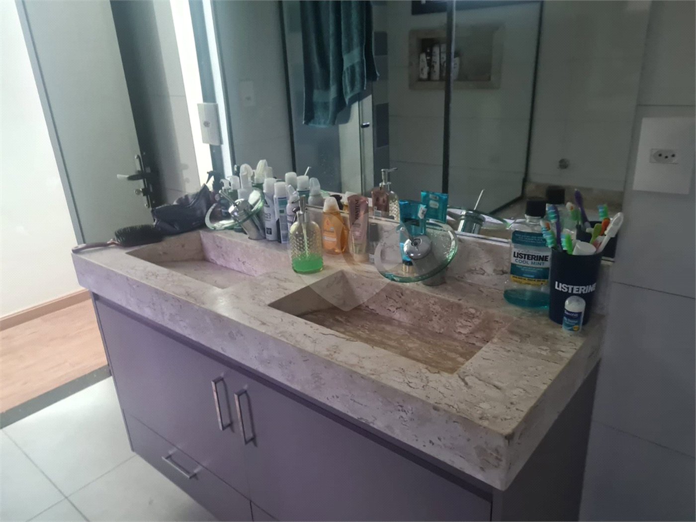 Terreno à venda com 4 suítes no condomínio Granja Anita, Mogi das Cruzes - SP