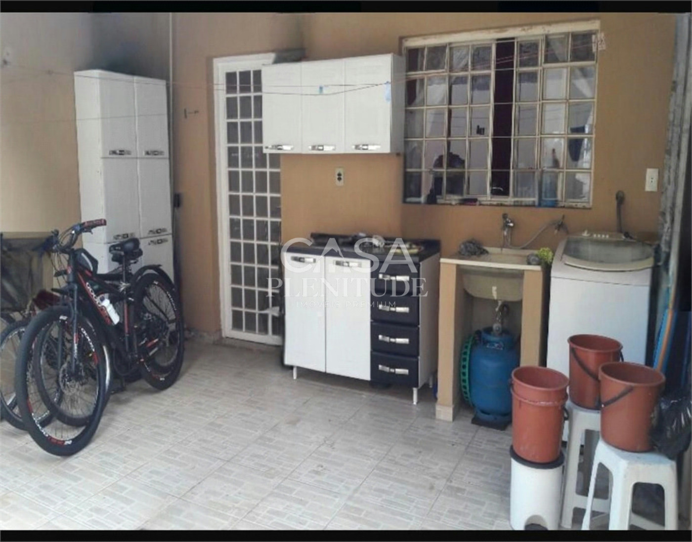 Sobrado à venda com 2 quartos em Vila Eros, Sorocaba, SP