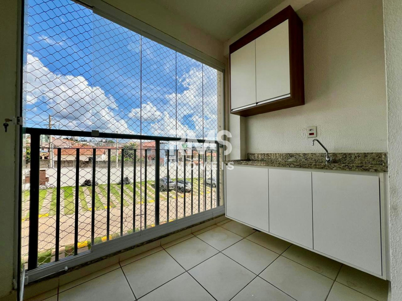 Apartamento à venda com 3 quartos, sendo 1 suíte, no condomínio Residencial Ilhas Mediterrâneo, Itu - SP