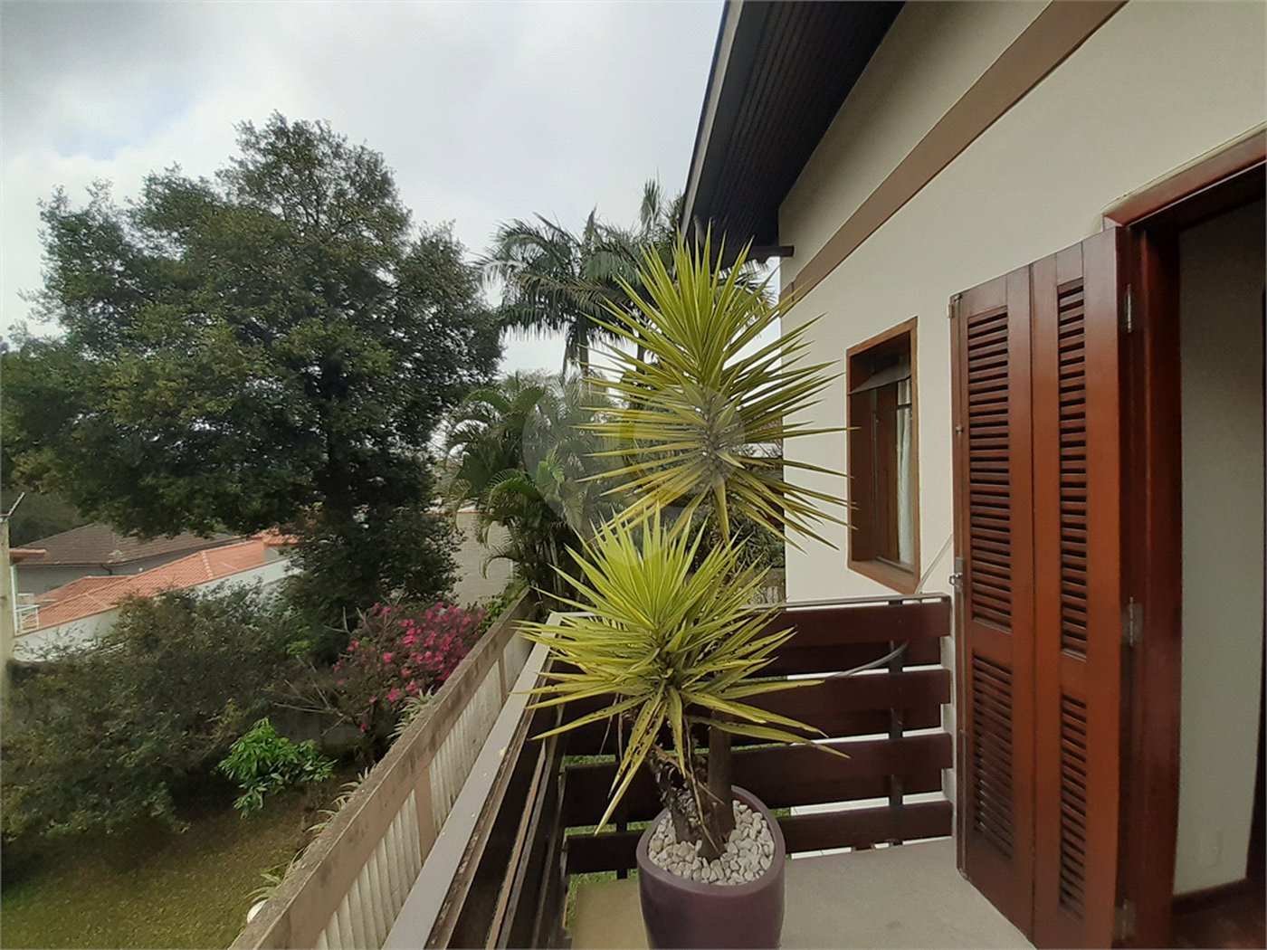 Casa à venda com 4 quartos, sendo 2 suítes,  em Jardim Floresta, São Paulo, SP