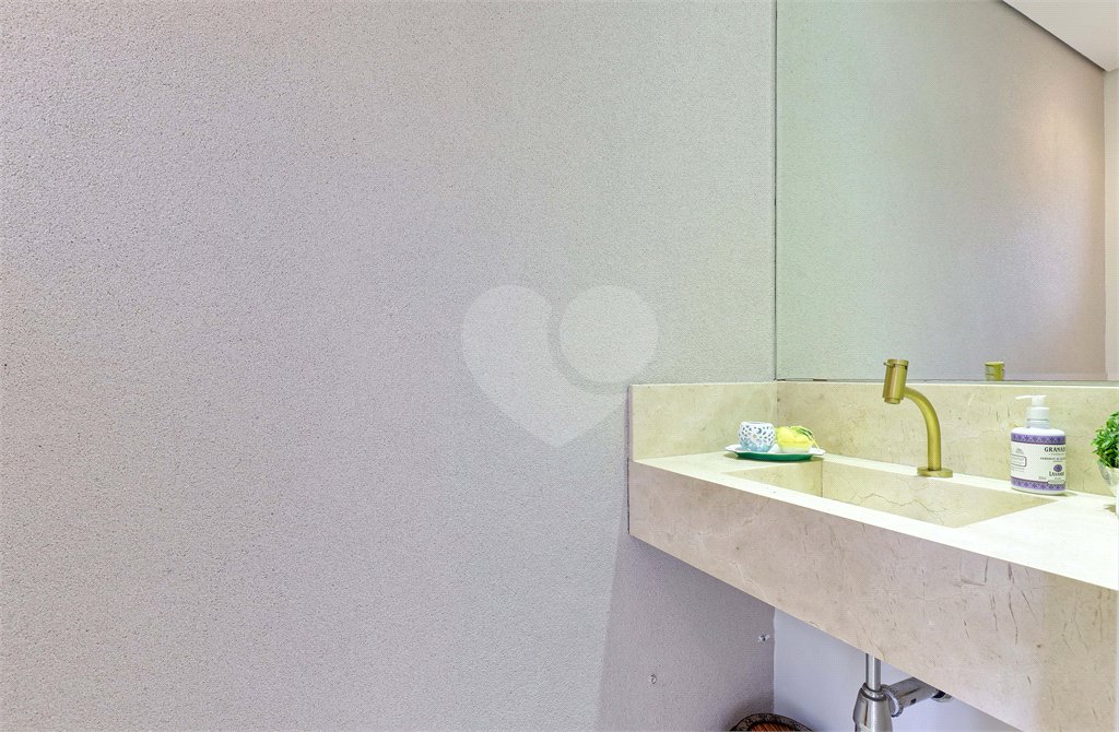 Casa à venda com 3 quartos, sendo 1 suíte, no condomínio Magnólia Gardens, São Paulo - SP