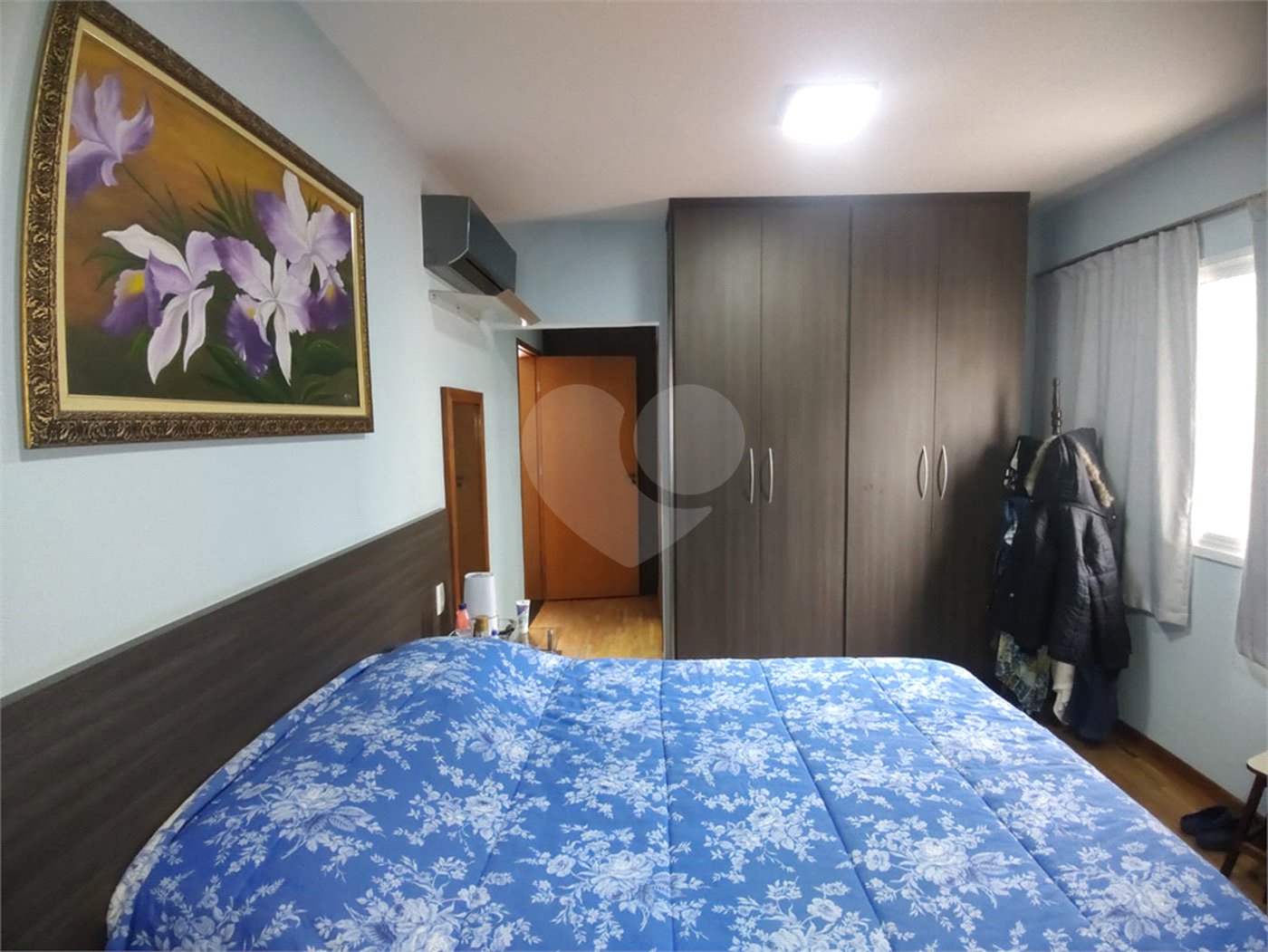 Casa à venda com 2 suítes no condomínio Morada das Hortênsias, São Paulo - SP