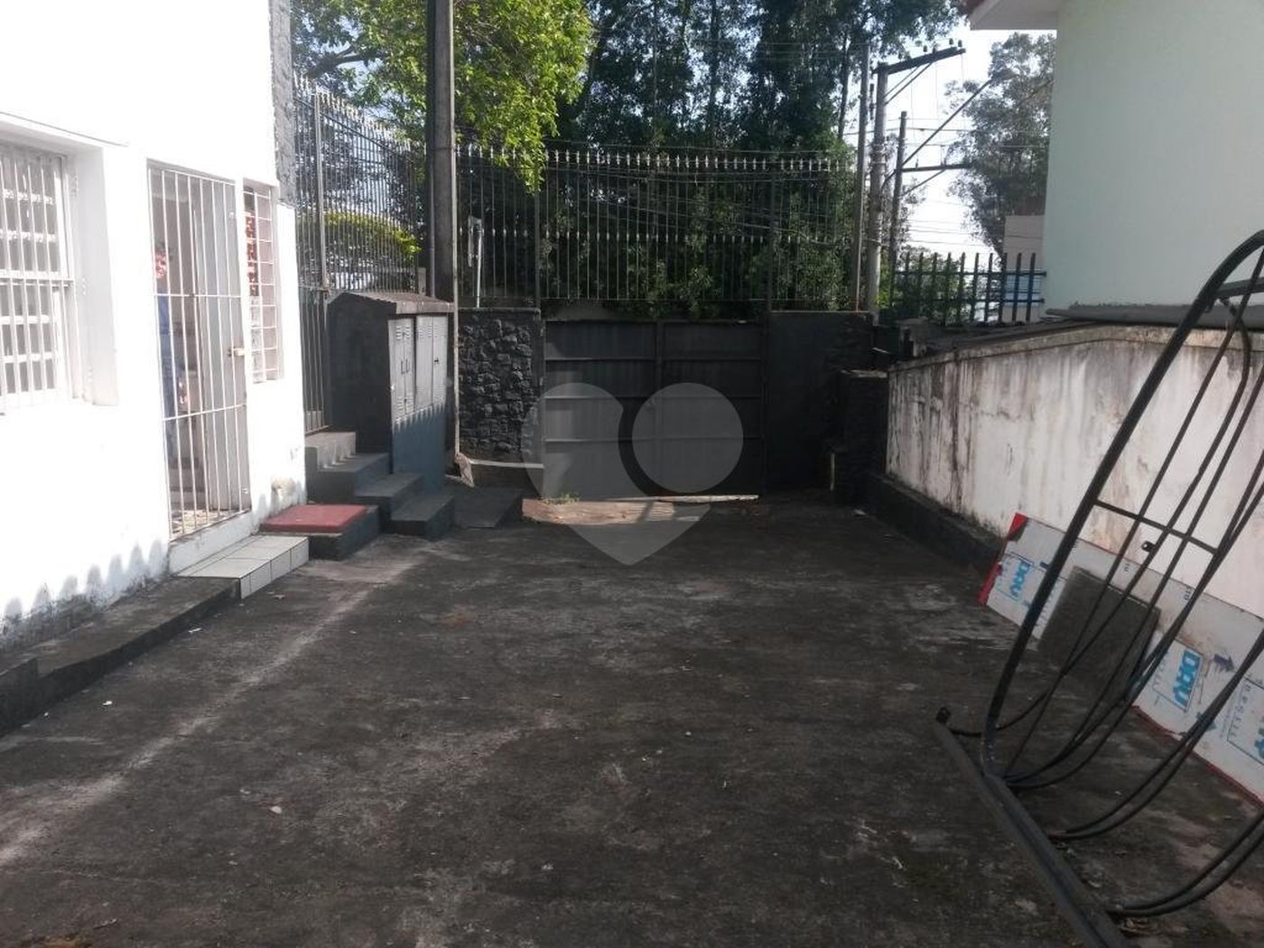 Sobrado à venda com 15 quartos, sendo 3 suítes, em Tucuruvi, São Paulo, SP