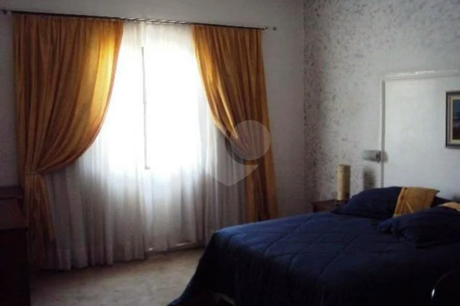 Sobrado à venda com 3 quartos, sendo 1 suíte, em Vila Paulicéia, São Paulo, SP