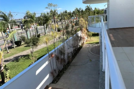 Casa à venda com 4 suítes no condomínio Jardim do Golfe 3, São José dos Campos - SP