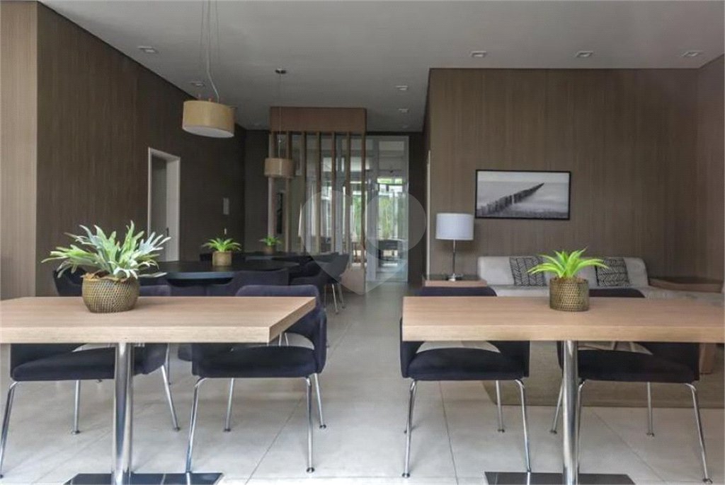 Apartamento à venda com 2 quartos em Aclimação, São Paulo, SP