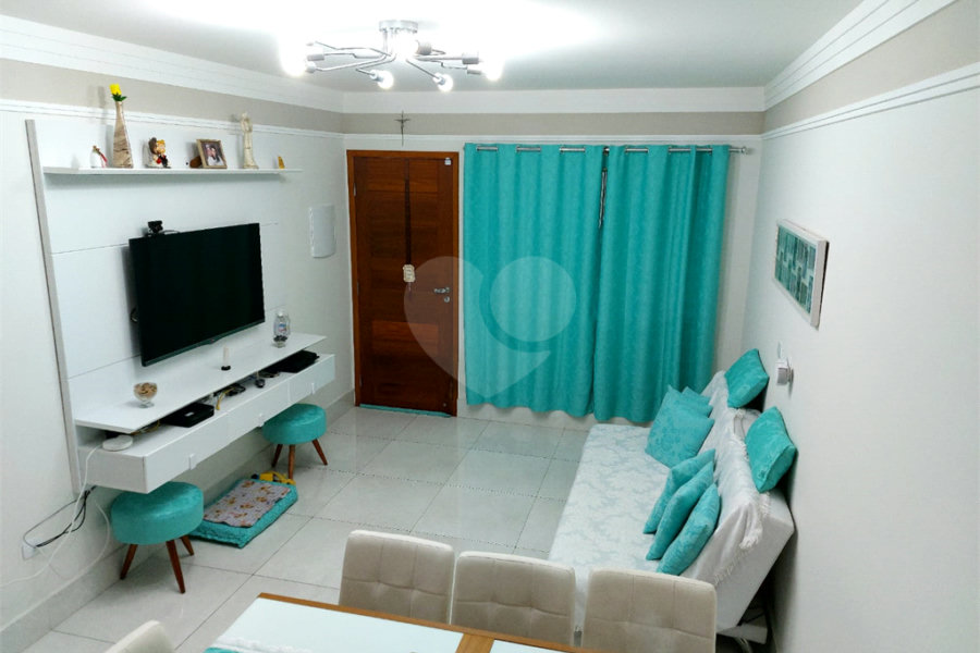 Casa à venda com 3 suítes no condomínio Residencial Gaya, São Paulo - SP