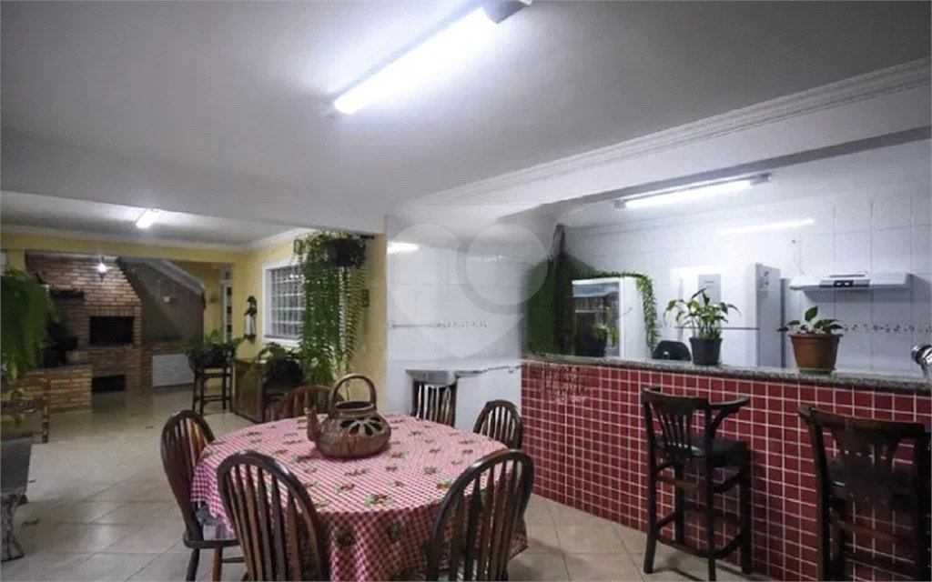 Casa à venda com 5 suítes em Jardim Londrina, São Paulo, SP