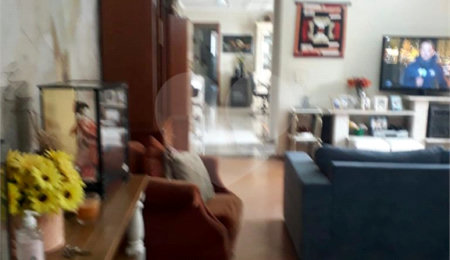 Sobrado à venda com 4 quartos, sendo 2 suítes,  em Parada Inglesa, São Paulo, SP