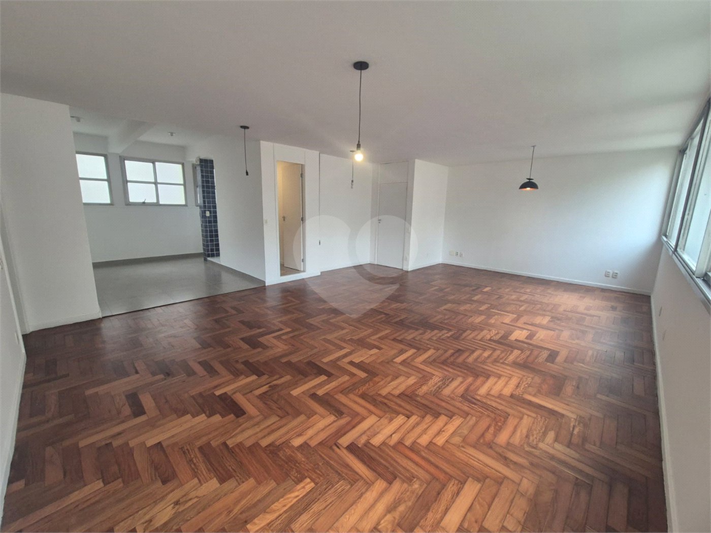 Apartamento à venda com 4 quartos, sendo 1 suíte,  em Itaim Bibi, São Paulo, SP
