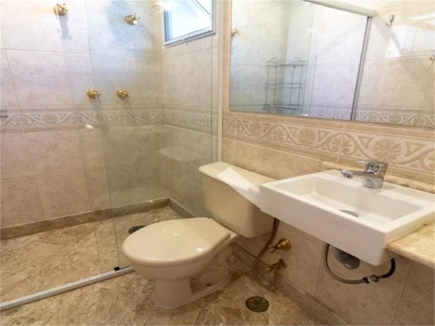 Apartamento à venda com 4 suítes em Jardim Leonor, São Paulo, SP