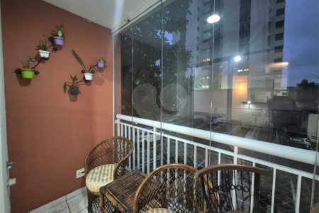 Apartamento para alugar com 2 quartos, sendo 1 suíte, em Vila Polopoli, São Paulo, SP