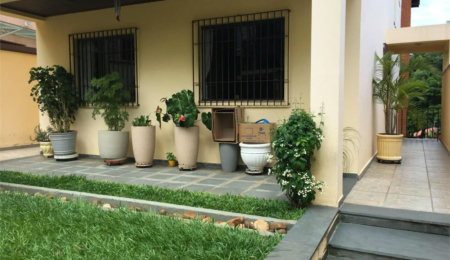 Casa à venda com 4 quartos, sendo 2 suítes,  em Vila Suzana, São Paulo, SP