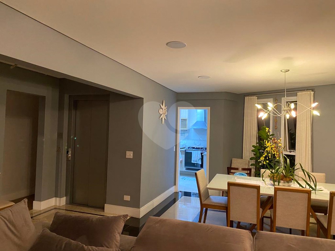 Apartamento à venda com 3 suítes em Santa Teresinha, São Paulo, SP