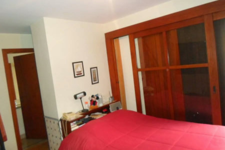 Sobrado à venda com 5 quartos, sendo 3 suítes,  em Fazenda Morumbi, São Paulo, SP