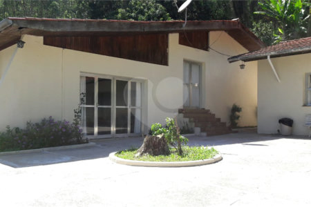 Sítio à venda com 10 quartos no Centro, Piracaia, SP