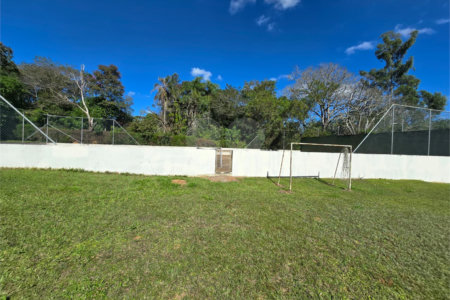 Chácara à venda com 4 quartos, sendo 1 suíte, em Cercadinho, Alambari, SP