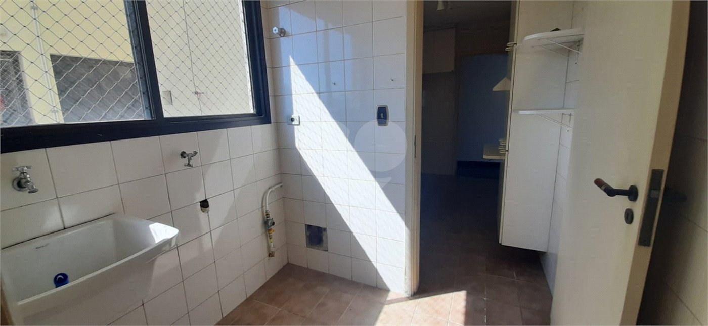 Apartamento à venda com 2 quartos em Vila Romero, São Paulo, SP
