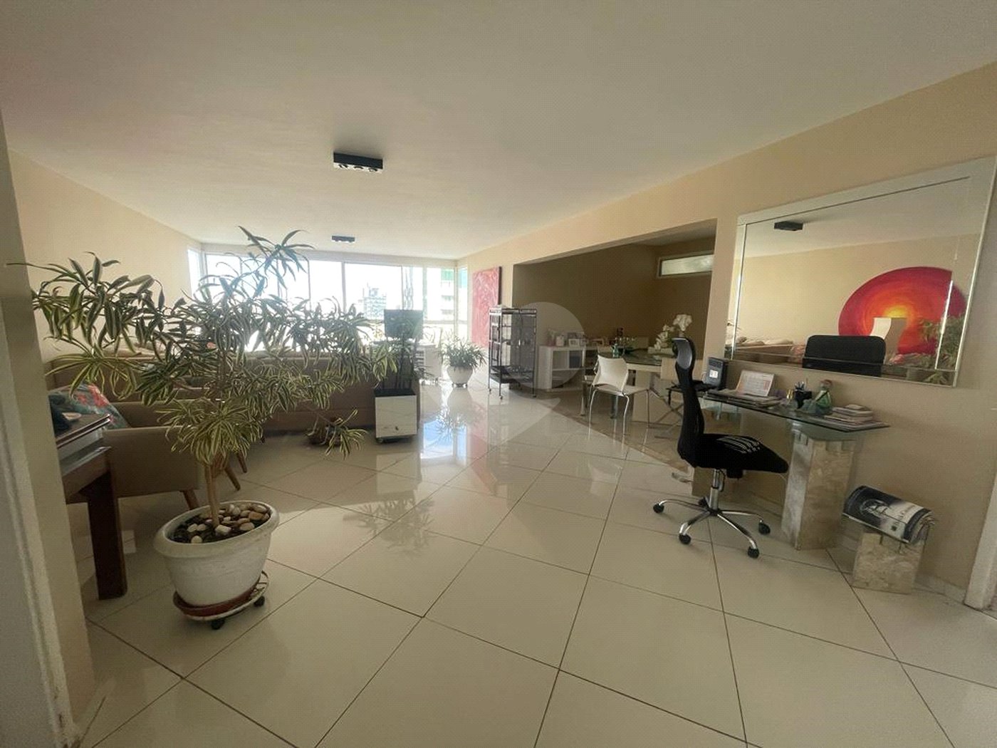 Apartamento à venda com 3 quartos, sendo 1 suíte, em Jardim América, São Paulo, SP