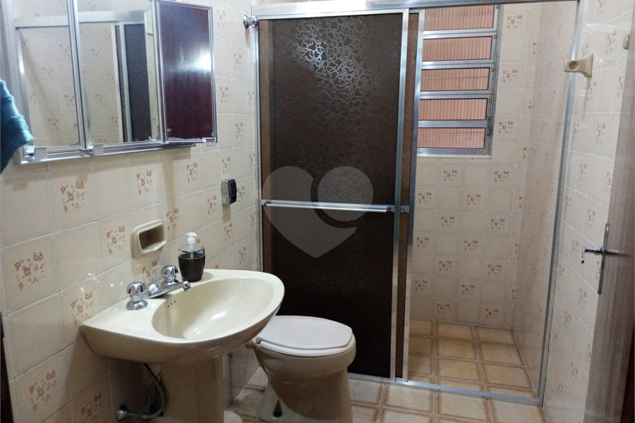 Sobrado à venda com 4 quartos em Horto, São Paulo, SP