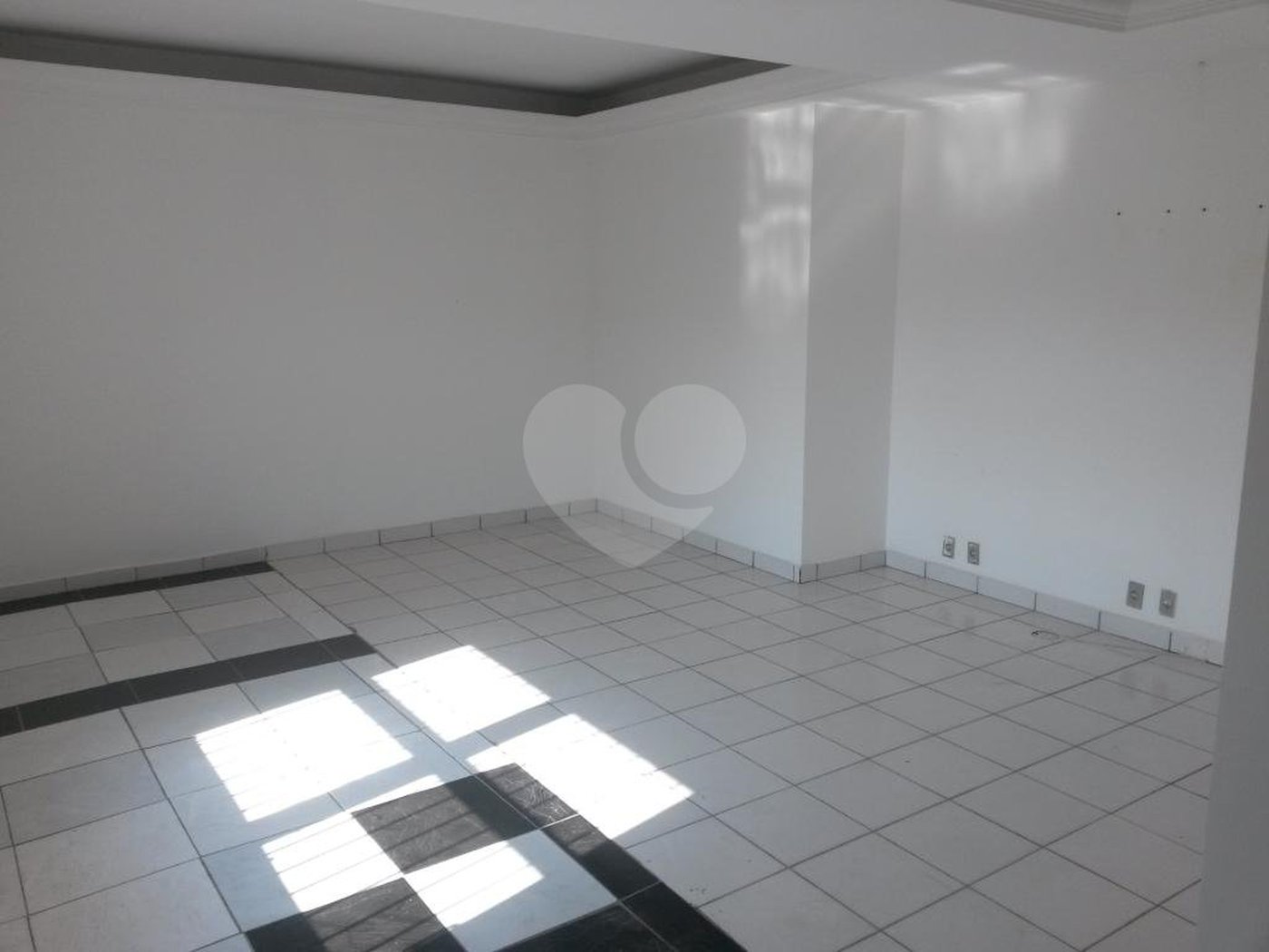 Sobrado à venda com 15 quartos, sendo 3 suítes, em Tucuruvi, São Paulo, SP