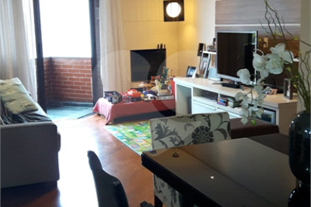 Apartamento à venda com 2 quartos, sendo 1 suíte, em Vila Andrade, São Paulo, SP