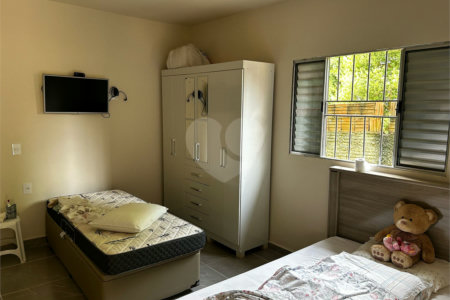 Chácara à venda com 3 quartos em Vila Mazzei, Itapetininga, SP