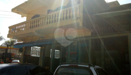 Casa à venda com 3 quartos em Vila Brasileira, Mogi das Cruzes, SP