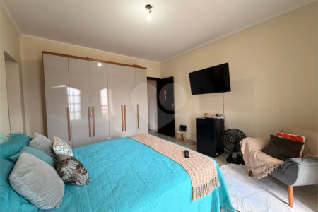 Sobrado à venda com 3 quartos, sendo 1 suíte, em Jardim Califórnia, Sorocaba, SP
