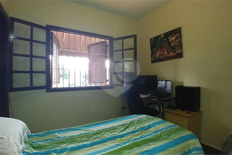 Sobrado à venda com 3 quartos, sendo 1 suíte,  em Tremembé, São Paulo, SP