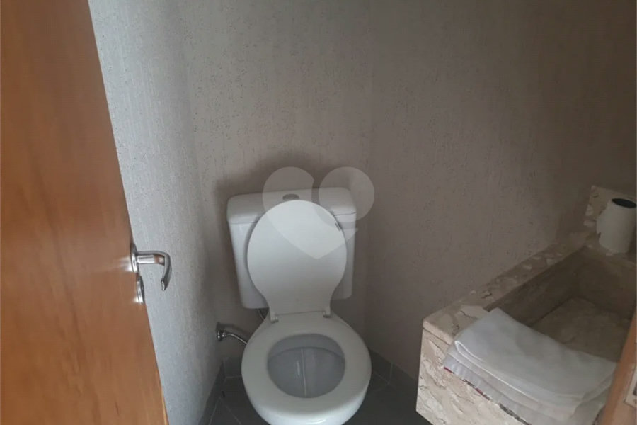 Casa à venda com 2 suítes no condomínio martinha, São Paulo - SP
