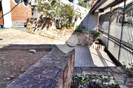 Sobrado à venda com 4 quartos, sendo 2 suítes, em Jardim São Bento, São Paulo, SP