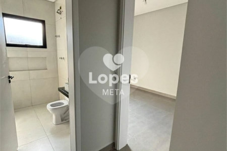 Casa à venda com 3 quartos, sendo 1 suíte,  no condomínio Terras do Vale, Caçapava - SP