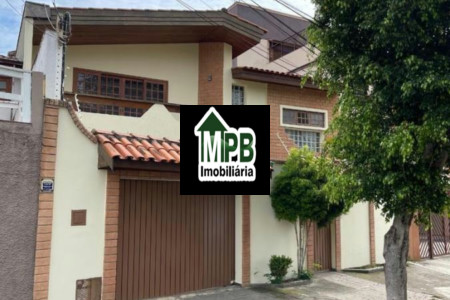 Sobrado à venda com 3 quartos, sendo 1 suíte, em Jardim Refúgio, Sorocaba, SP