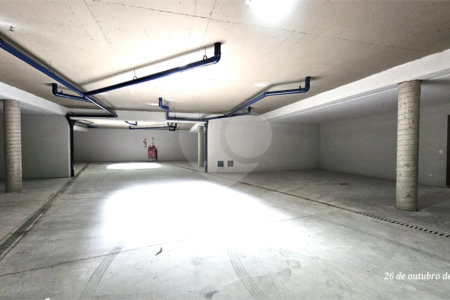 Casa à venda com 4 suítes no condomínio Vila Arese, São Paulo - SP